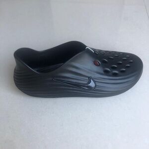 Nike ReactX Rejuven8 Size 15 Men or 16 Women
